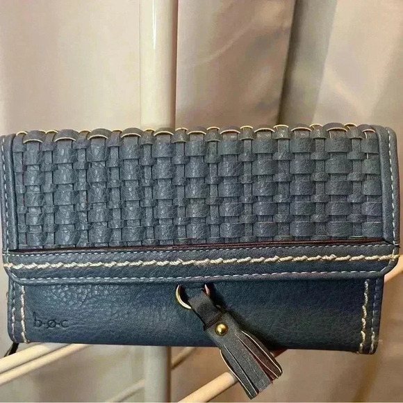 boc Handbags - b.o.c. Bankford Woven Deluxe Faux Leather Wallet.. New
